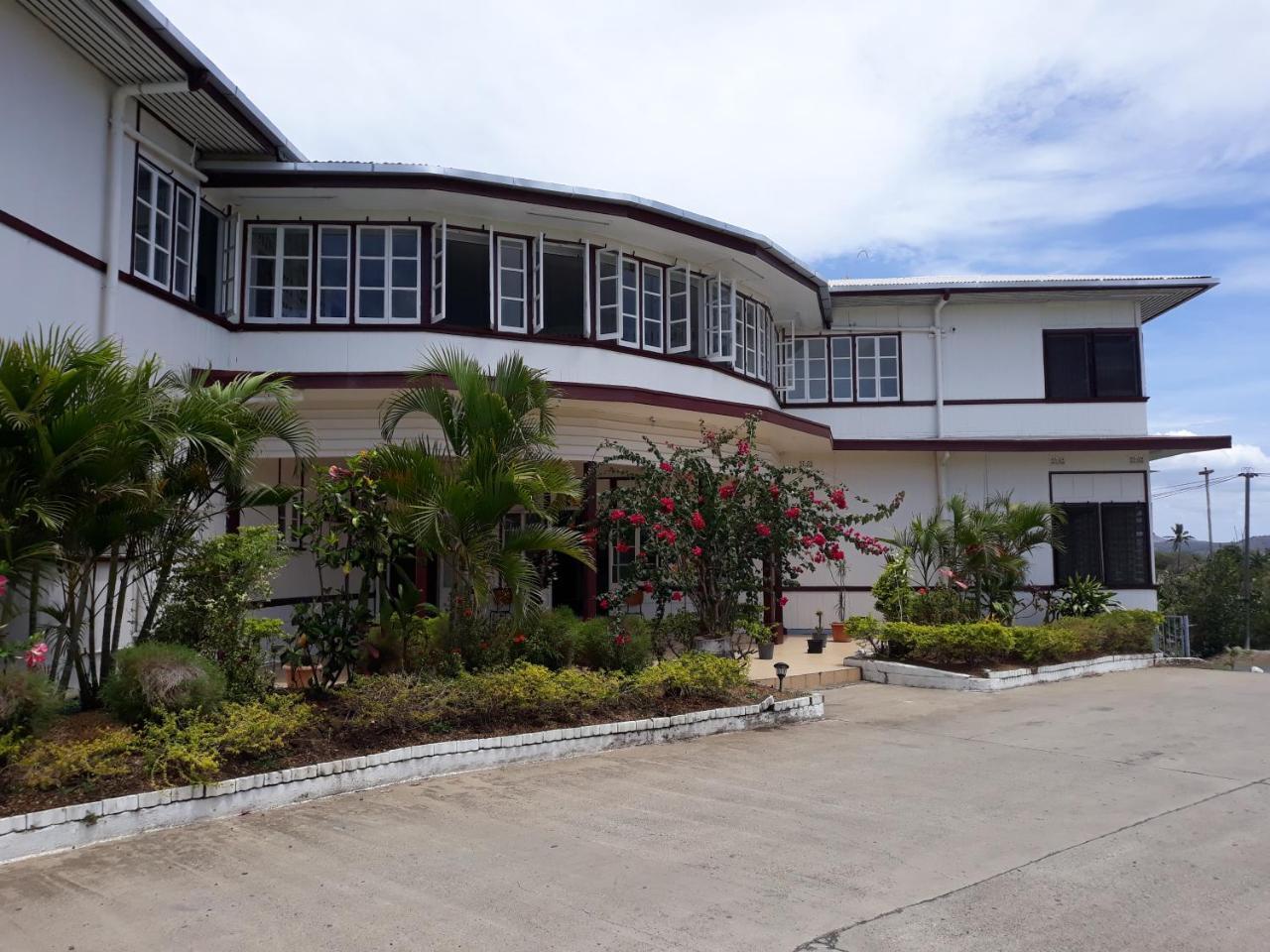 Gold Town Tavua Hotel Bagian luar foto